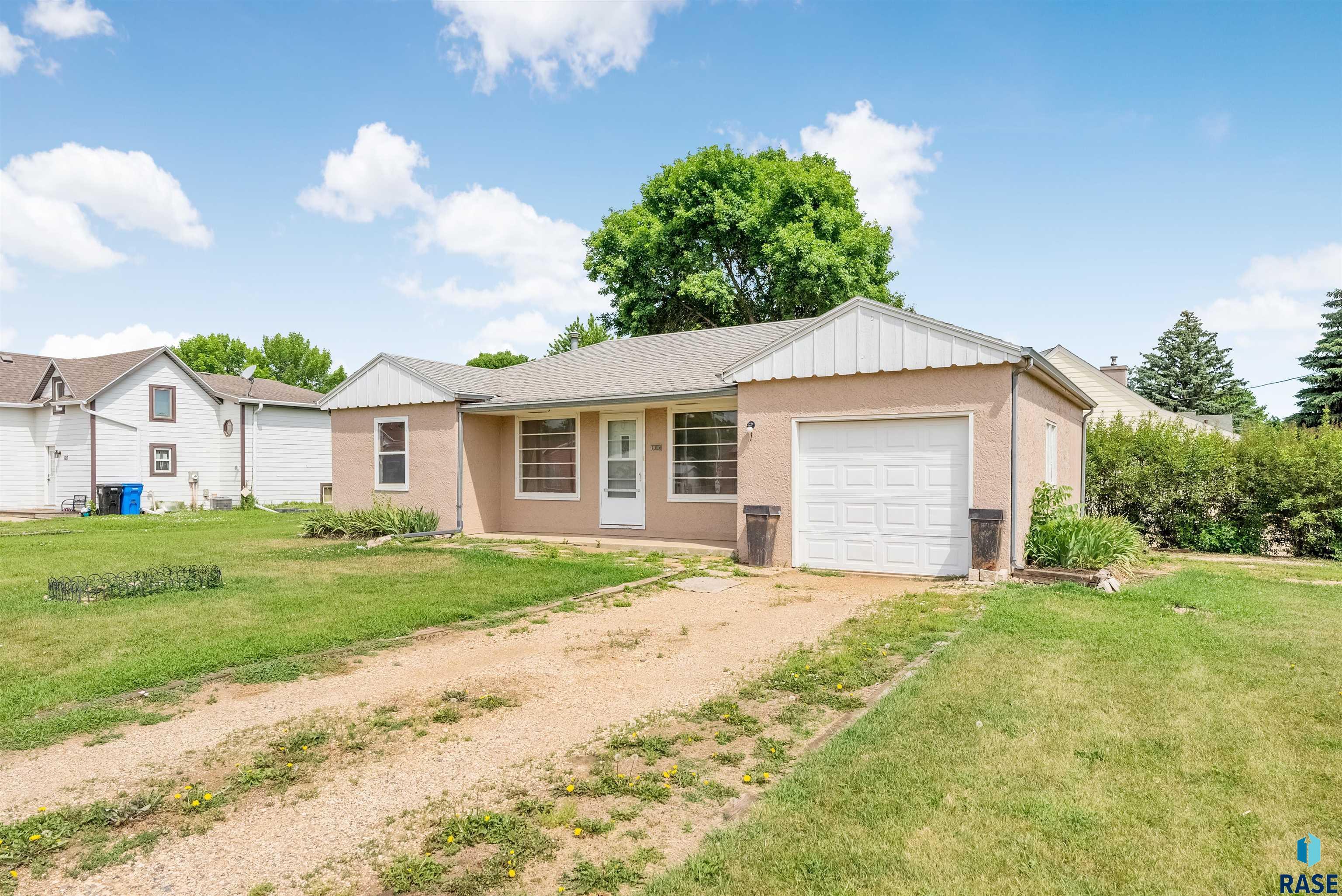 Property Photo: 100 W 1st St SD 57064