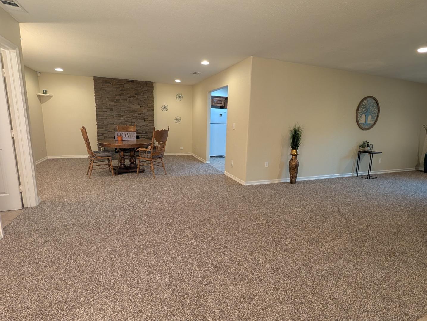 Property Photo: 3806 Round Valley Circle CA 95207