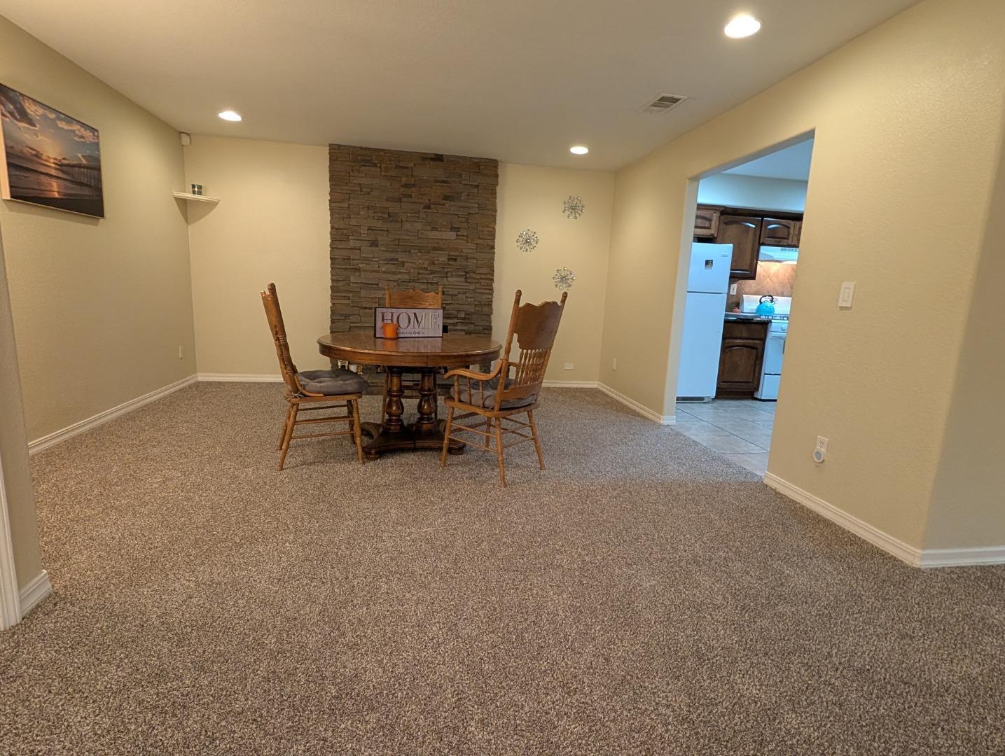 Property Photo: 3806 Round Valley Circle CA 95207