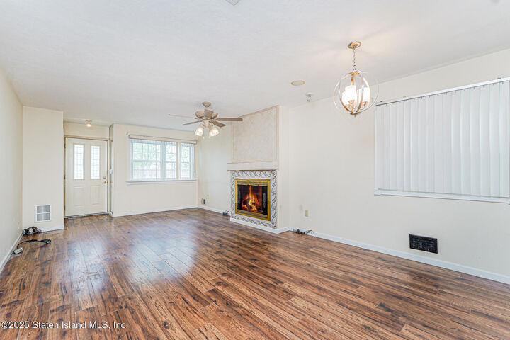 Property Photo: 92 Boyce Avenue NY 10306