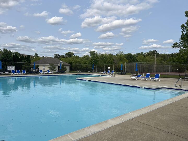 Property Photo: 2603 Canyon Ct 2603 NJ 08330