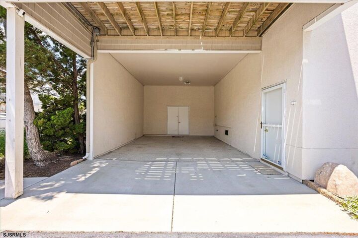 Property Photo: 11 S Adams Ave 8 NJ 08402