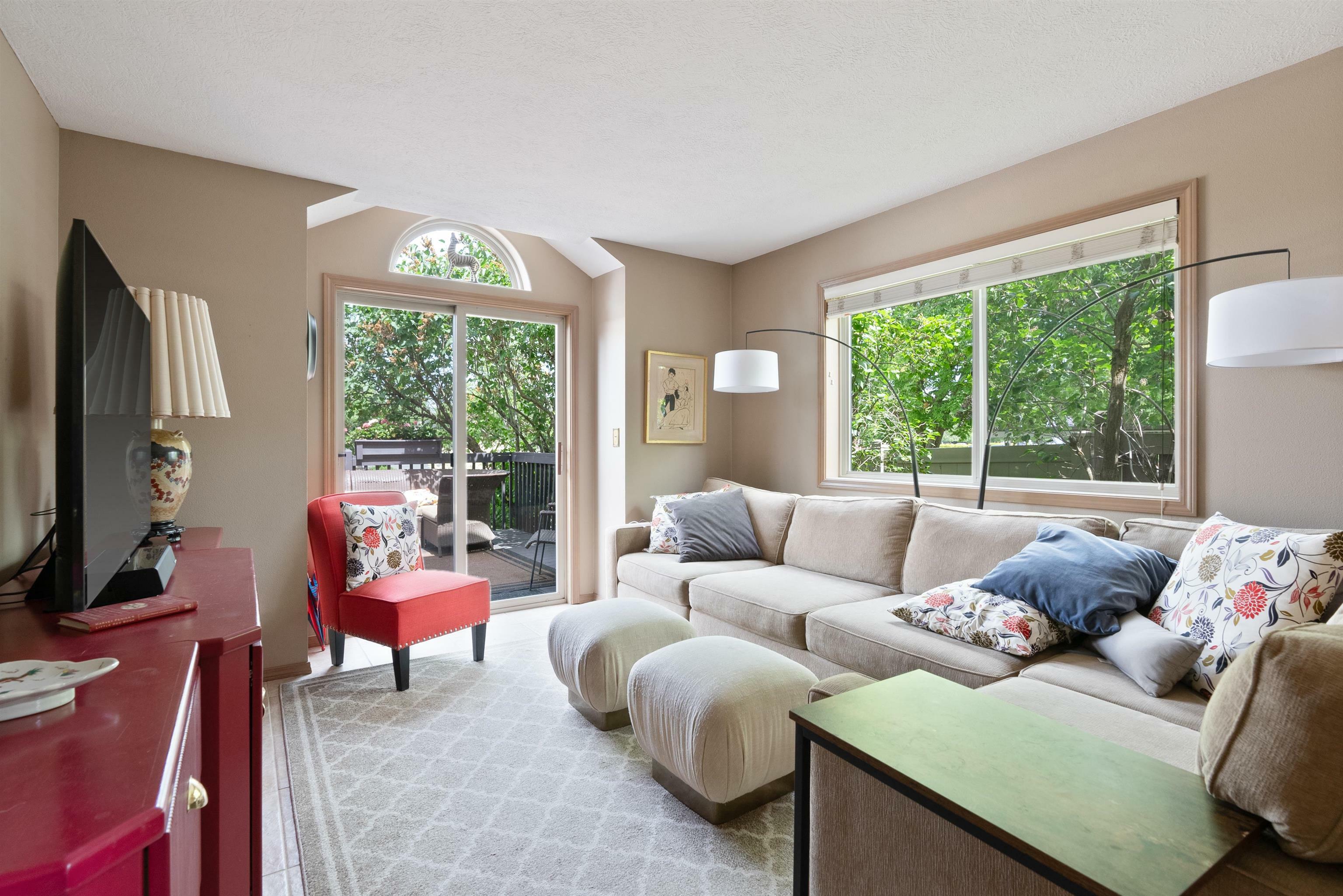 Property Photo: 3001 S Winthrop Ln WA 99203