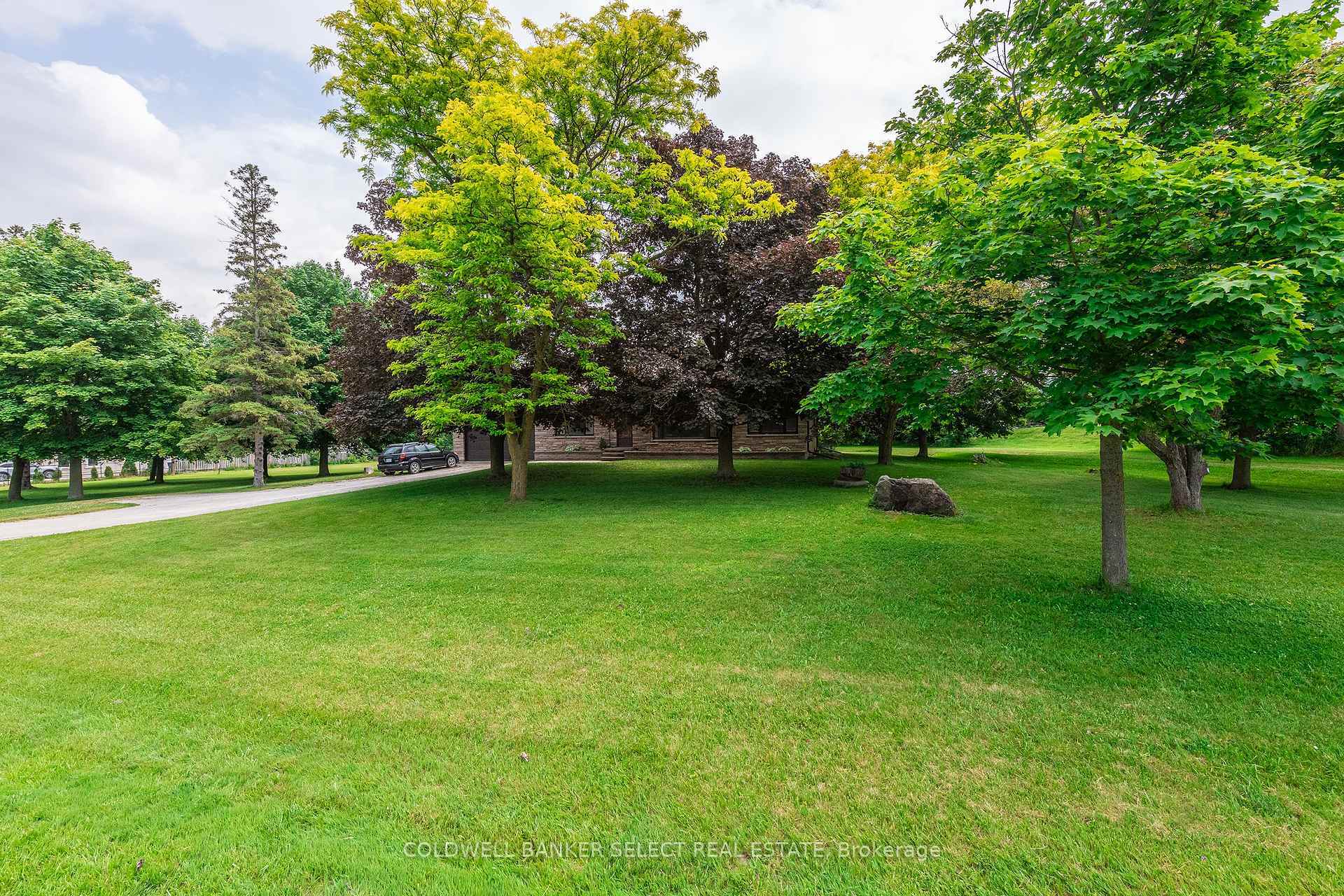 Property Photo: 6261 Healey Road ON L7C 0X1