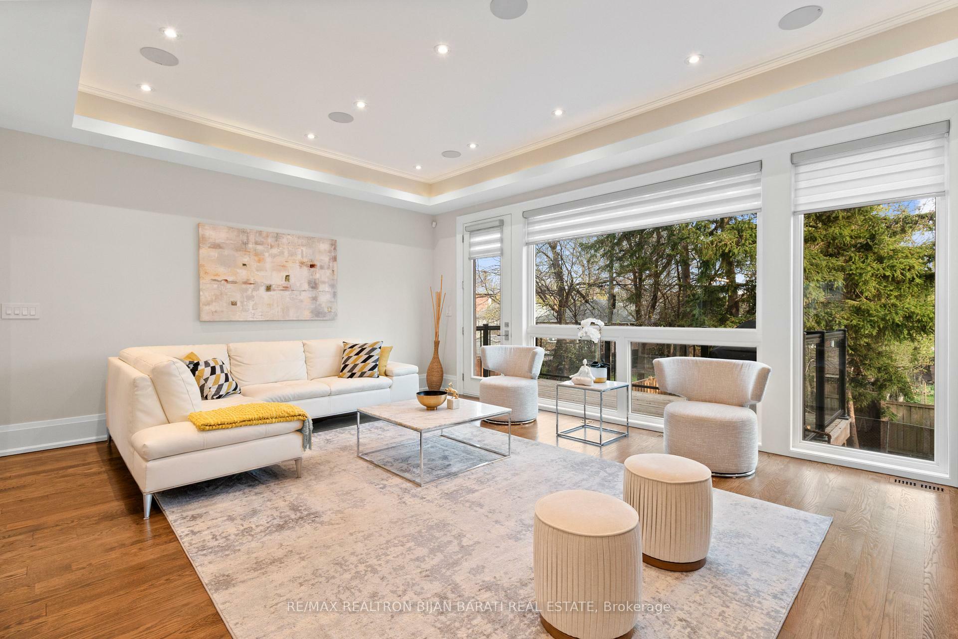 Photo de la propriété: 109 Kingsdale Avenue ON M2N 3W5