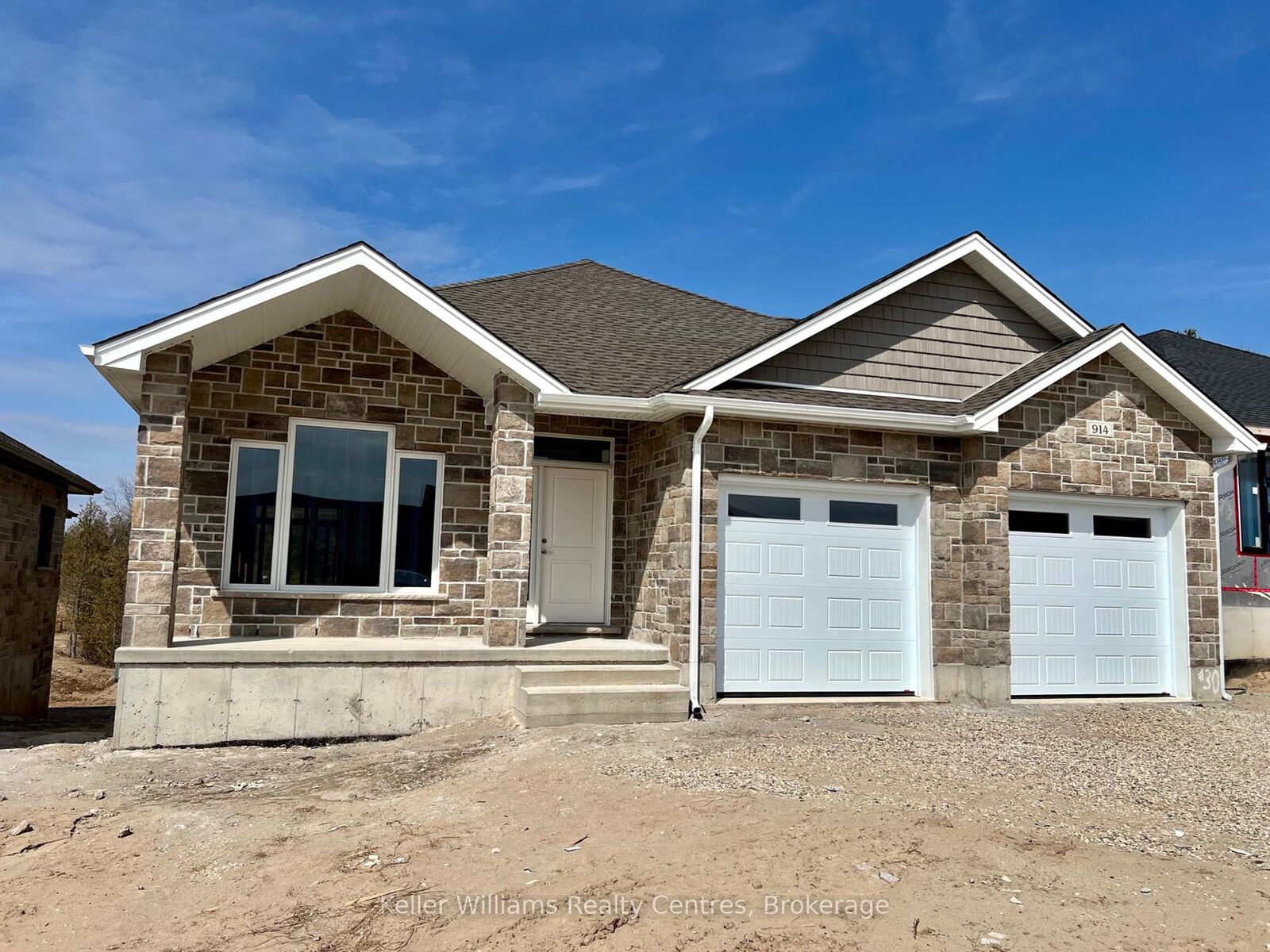 Property Photo: 914 13th Street ON N4N 3B8