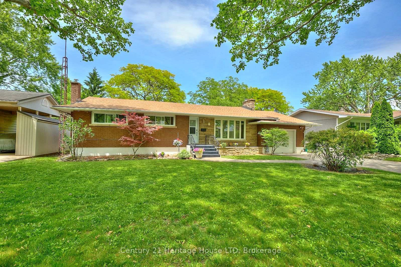 7 St. Julien Drive  St. Catharines ON L2T 2G3 photo
