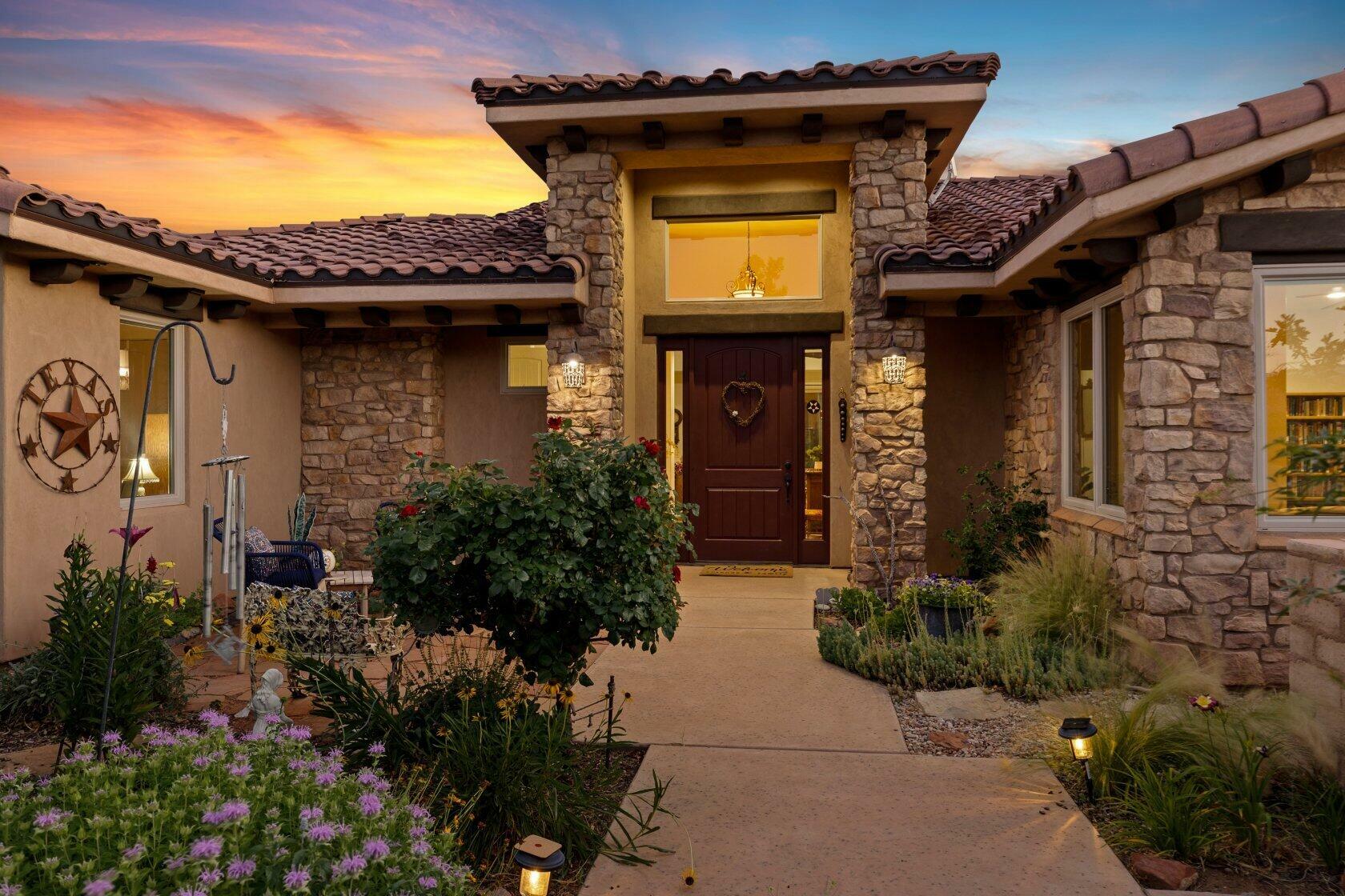 Property Photo:  565 E Rio De Sion Dr  UT 84779 
