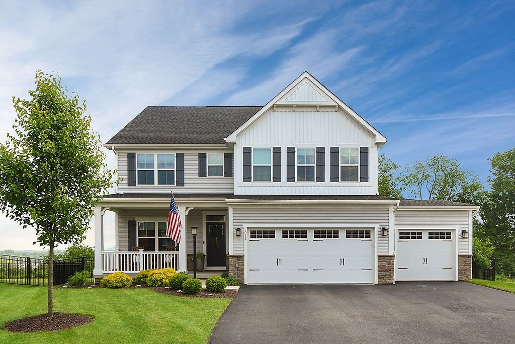 Property Photo: 622 Burberry Boulevard PA 16063