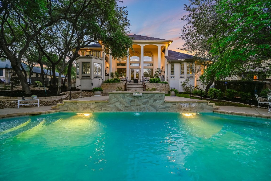Property Photo: 9105 Westminster Glen Avenue TX 78730