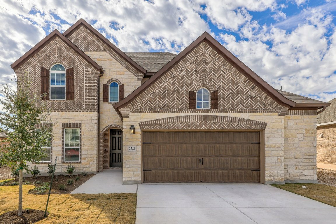 Property Photo: 2321 Clear Pond View TX 78641