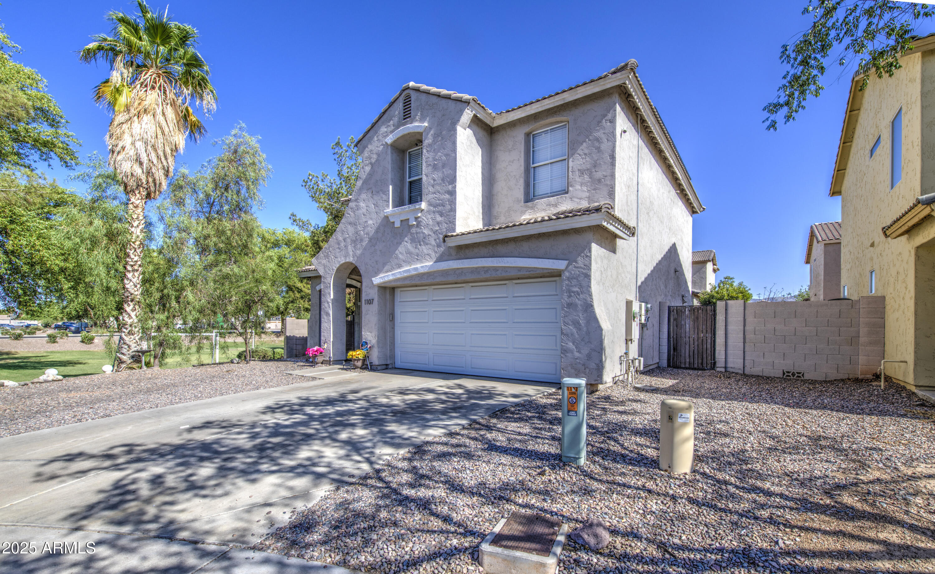 Property Photo: 1107 E La Salle Street AZ 85040