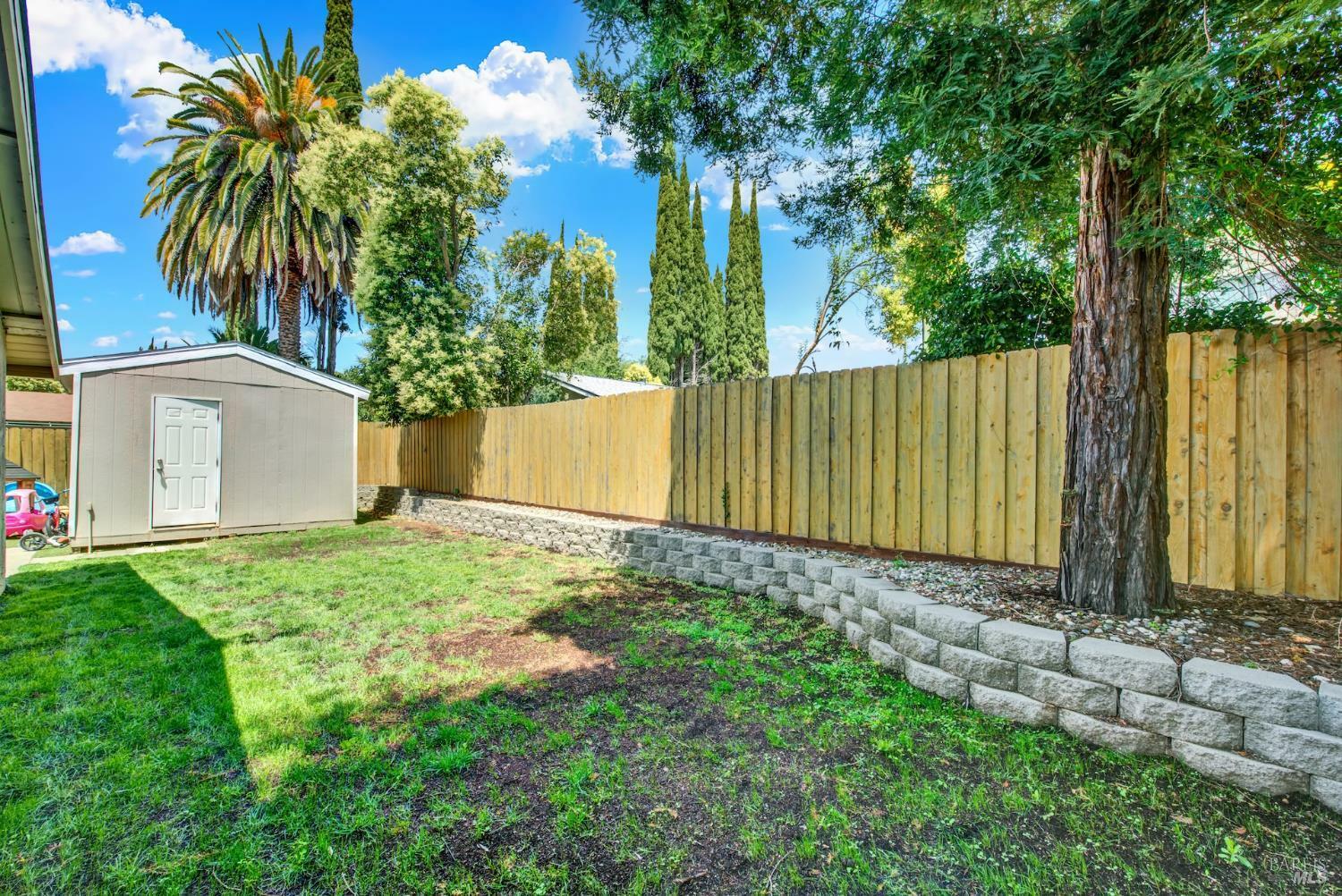 Property Photo: 119 Asbury Drive CA 95687