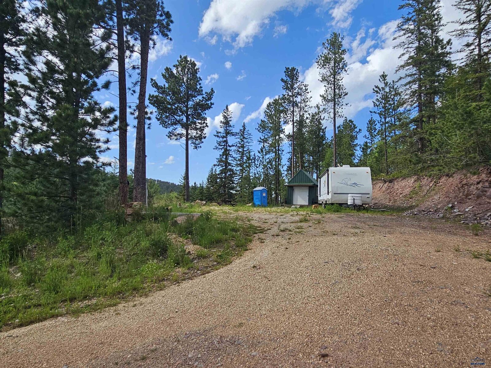 Property Photo:  21335 Snowcat Lane 21335 Snowcat Road  SD 57754 
