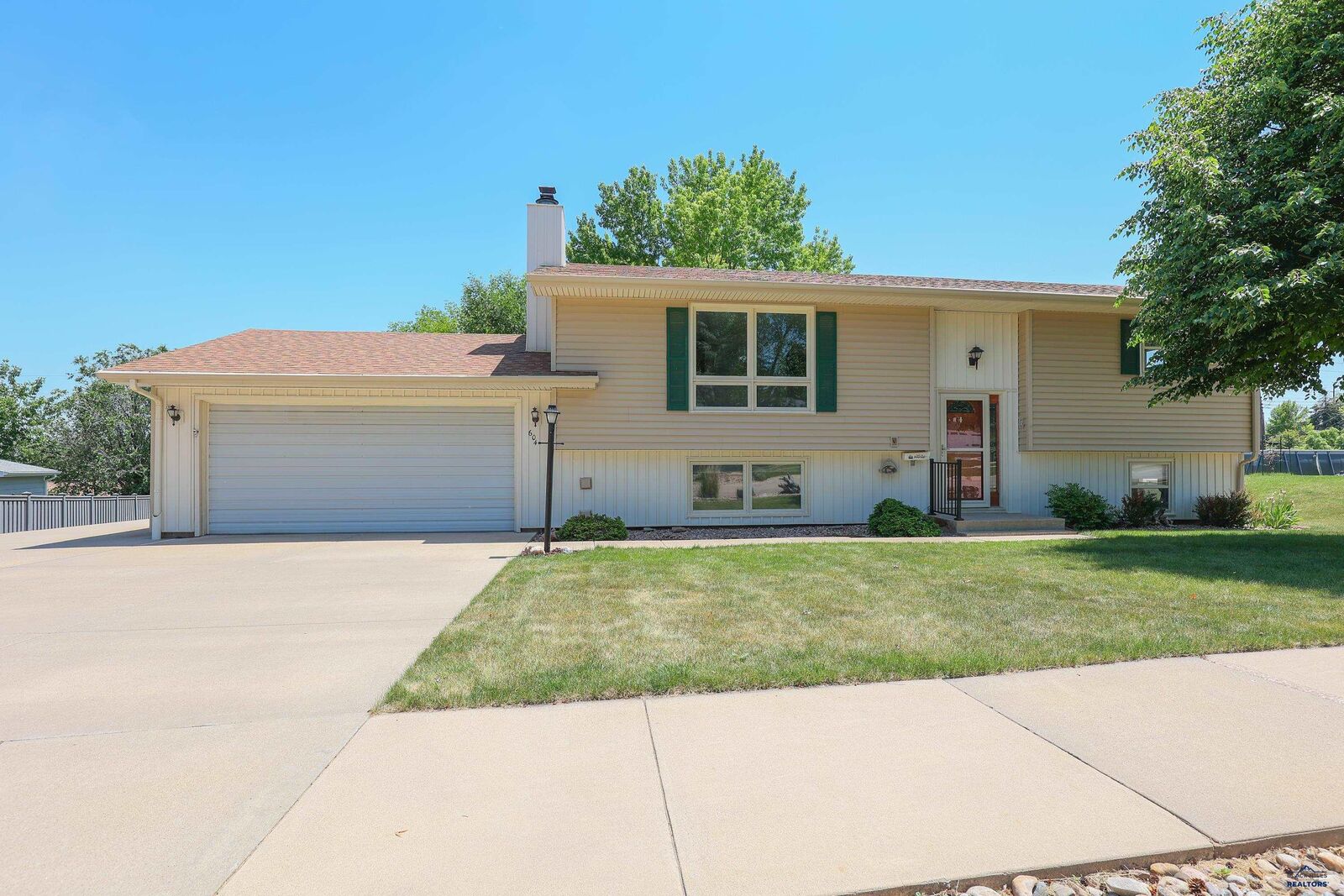 Property Photo:  604 Crestview Dr  SD 57702 