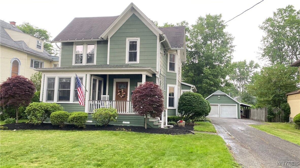 Property Photo: 41 Maple Avenue NY 14075