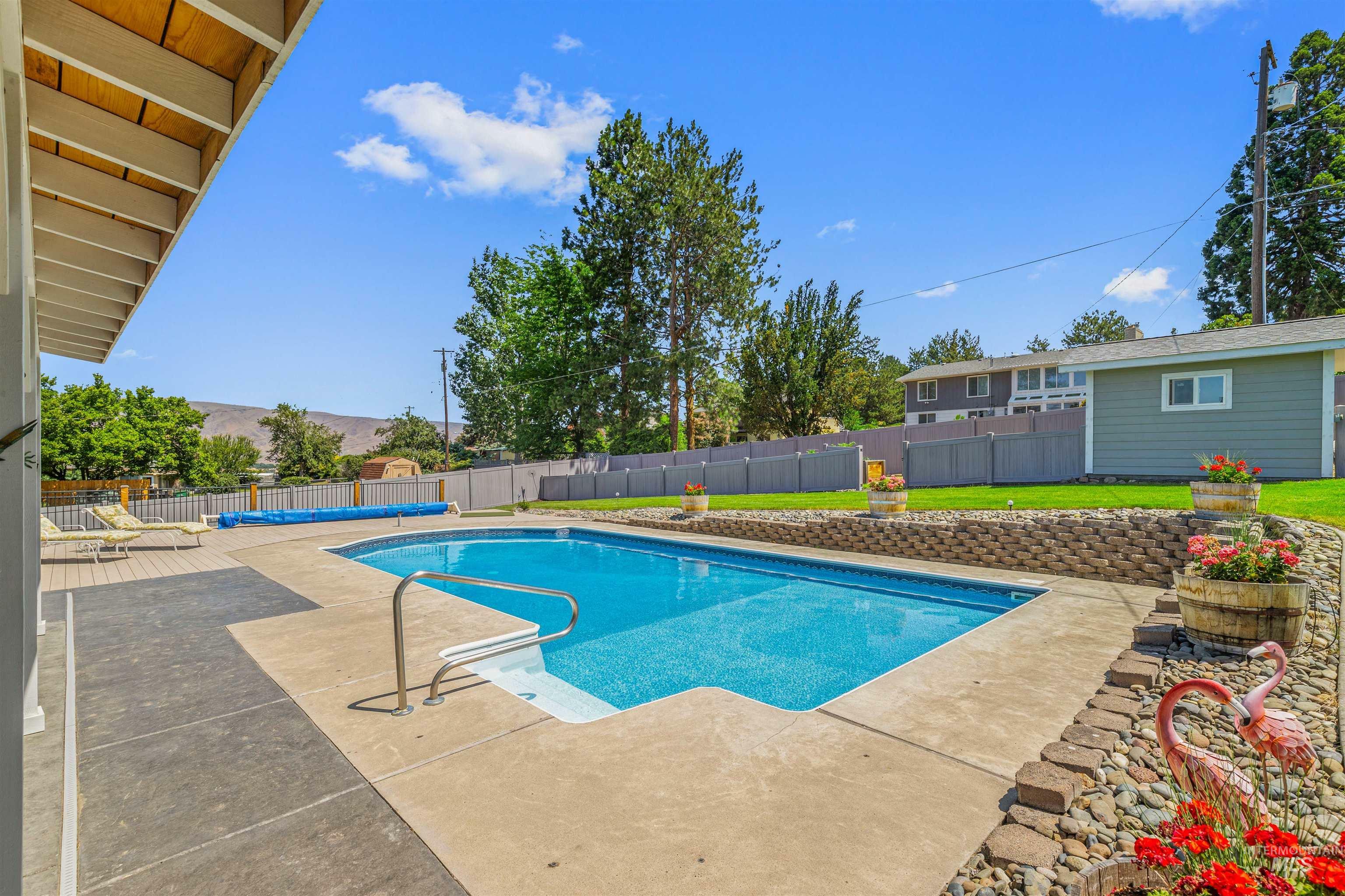 Property Photo: 3233 Meadowlark Dr ID 83501
