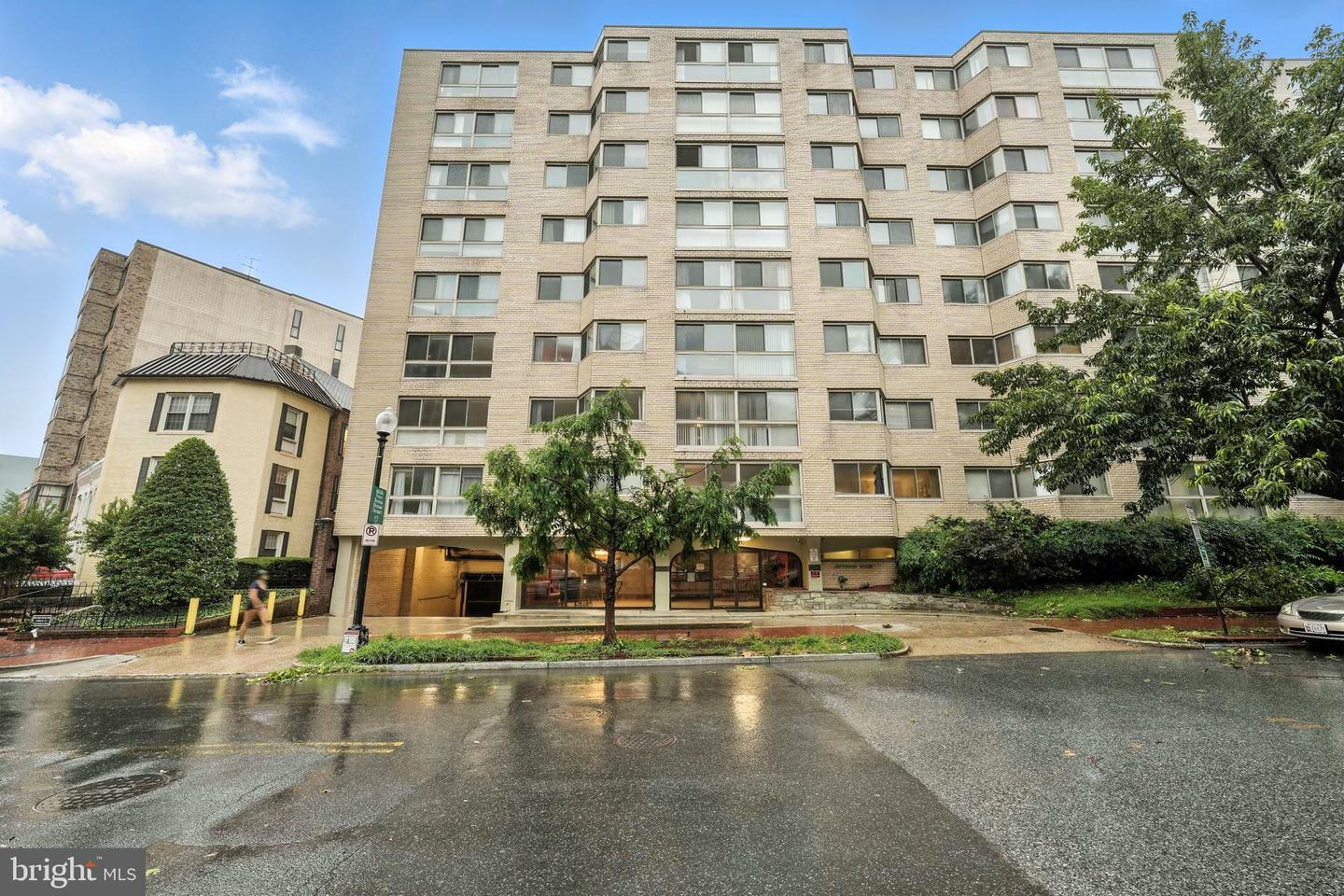 Property Photo:  922 24th Street NW 504  DC 20037 