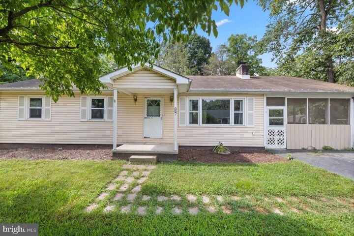 Property Photo:  87 Blue Ridge Loop  WV 25425 