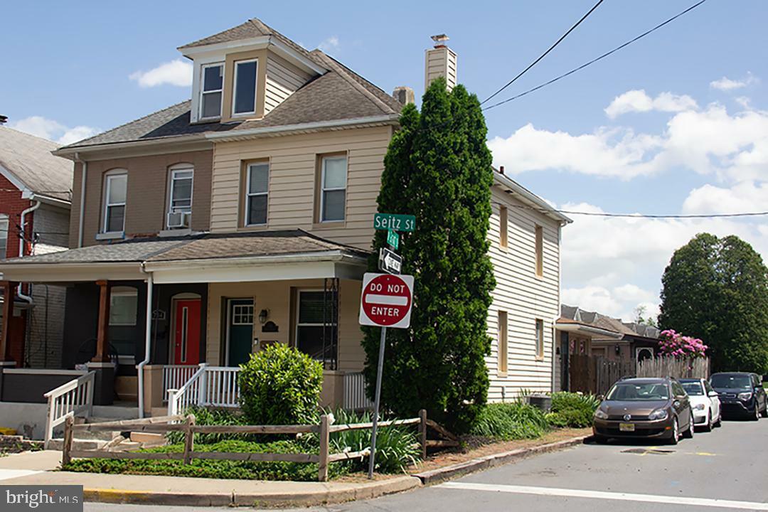 Property Photo: 736 Seitz Street PA 18042