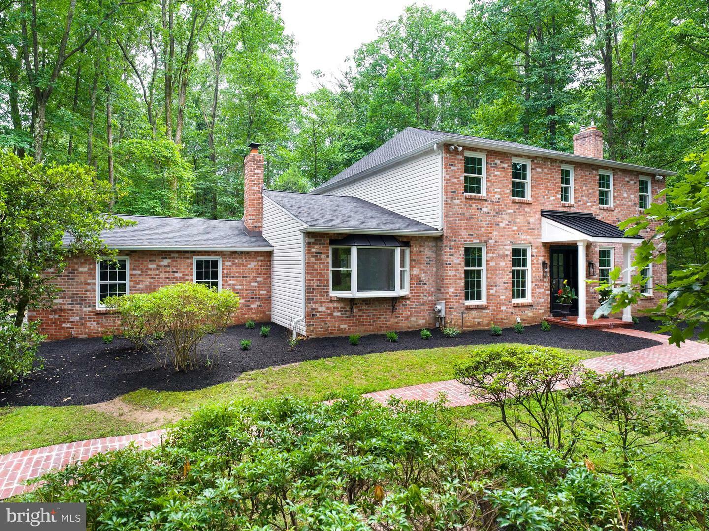 581 Woodland Drive  Wayne PA 19087 photo