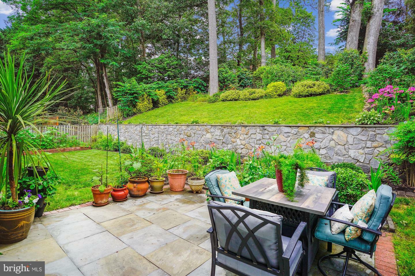 Property Photo: 9505 Columbia Boulevard MD 20910