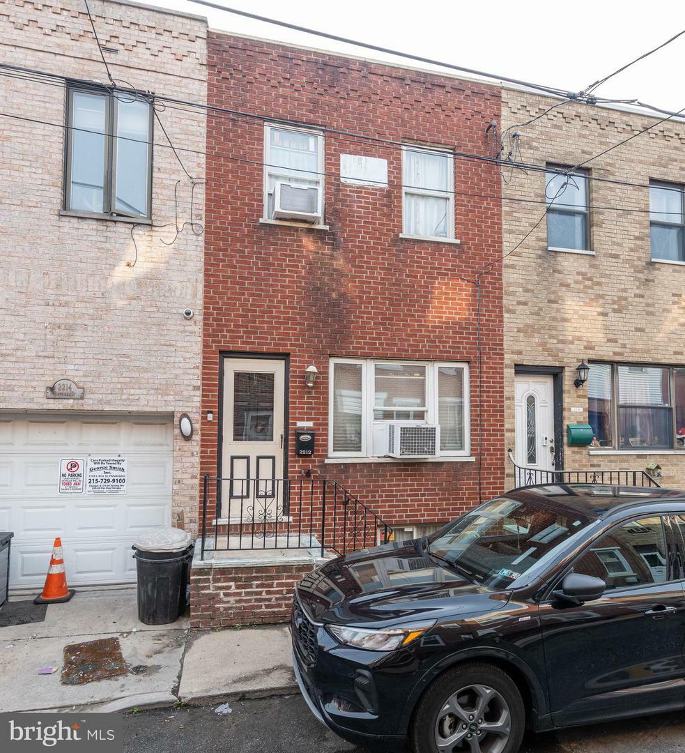 Property Photo: 2212 S Bouvier Street PA 19145
