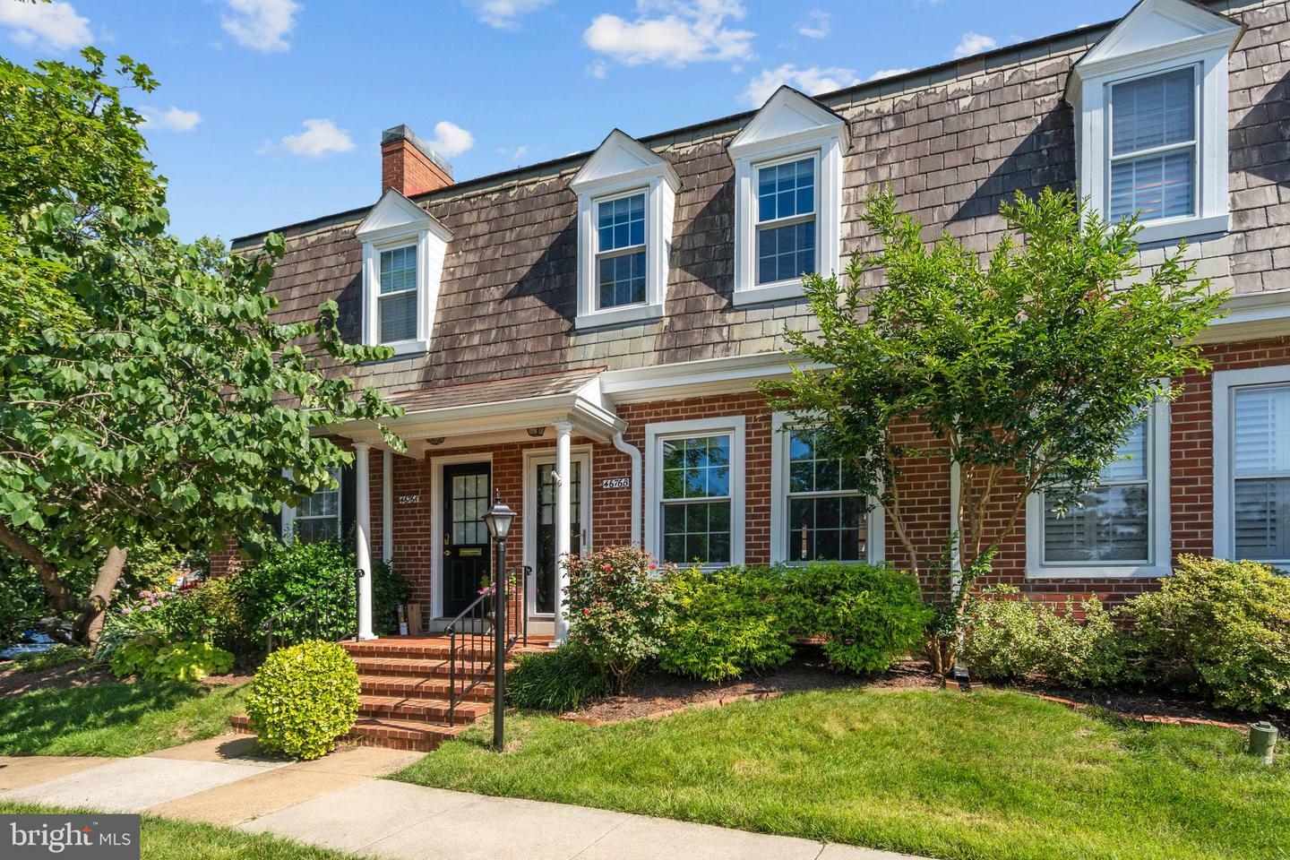 Property Photo: 4676 36th Street S B VA 22206