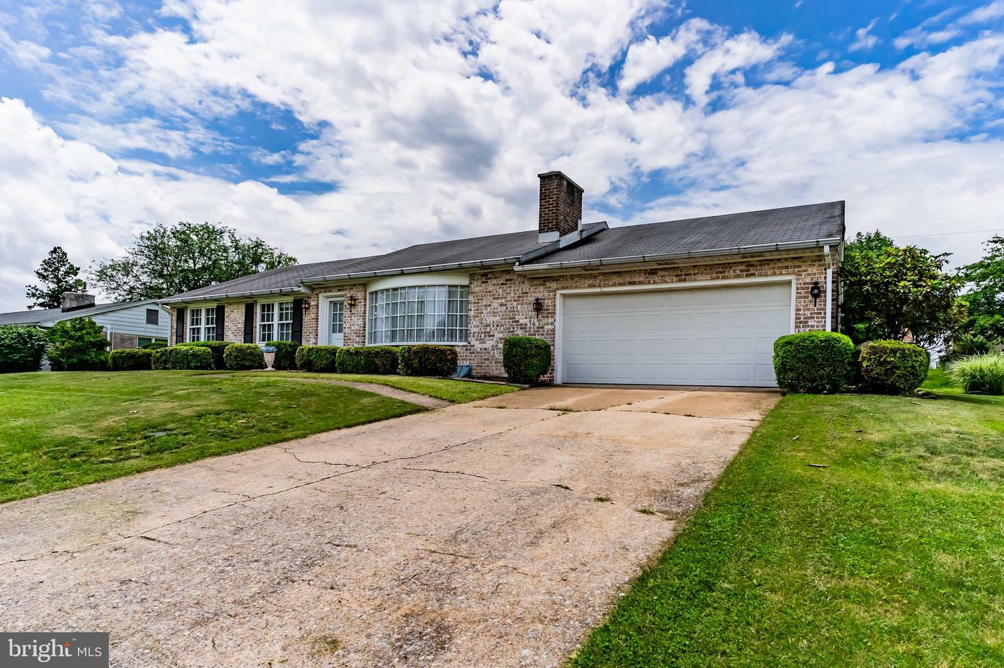 Property Photo: 640 Maria Drive PA 17109