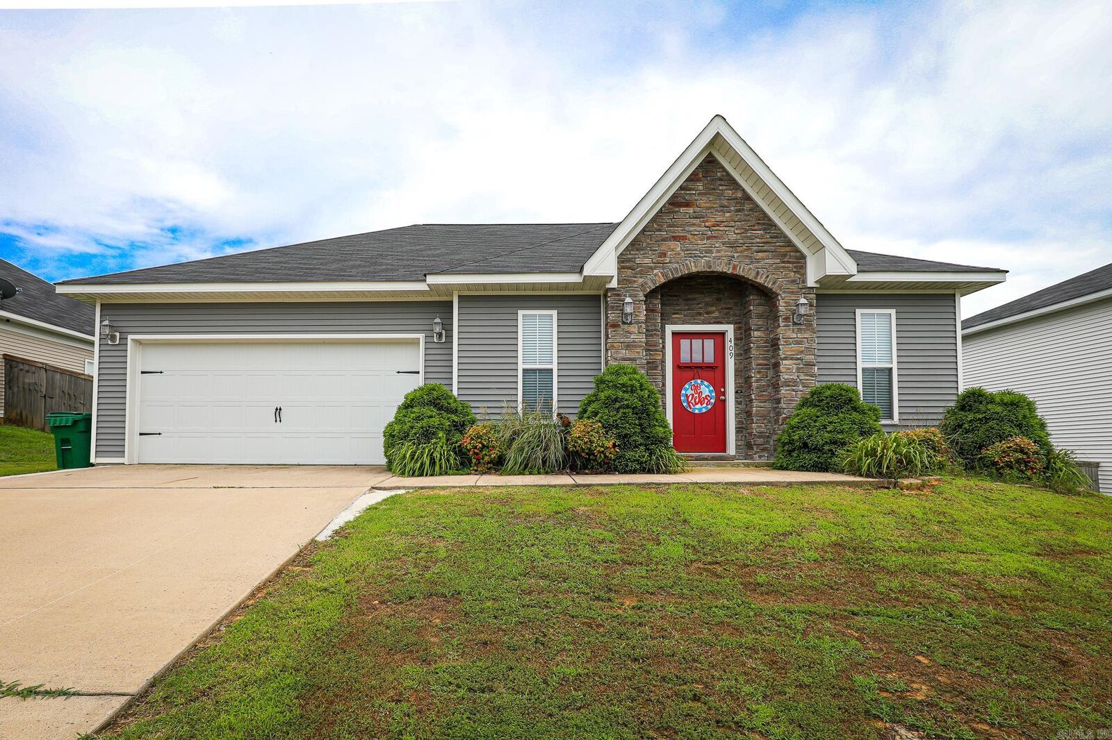 Property Photo:  409 Carriage Drive  AR 72015 