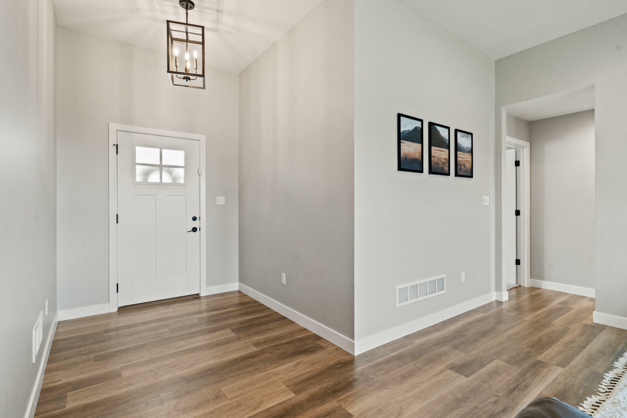 Property Photo: 5908 Huntington Ct MO 65202