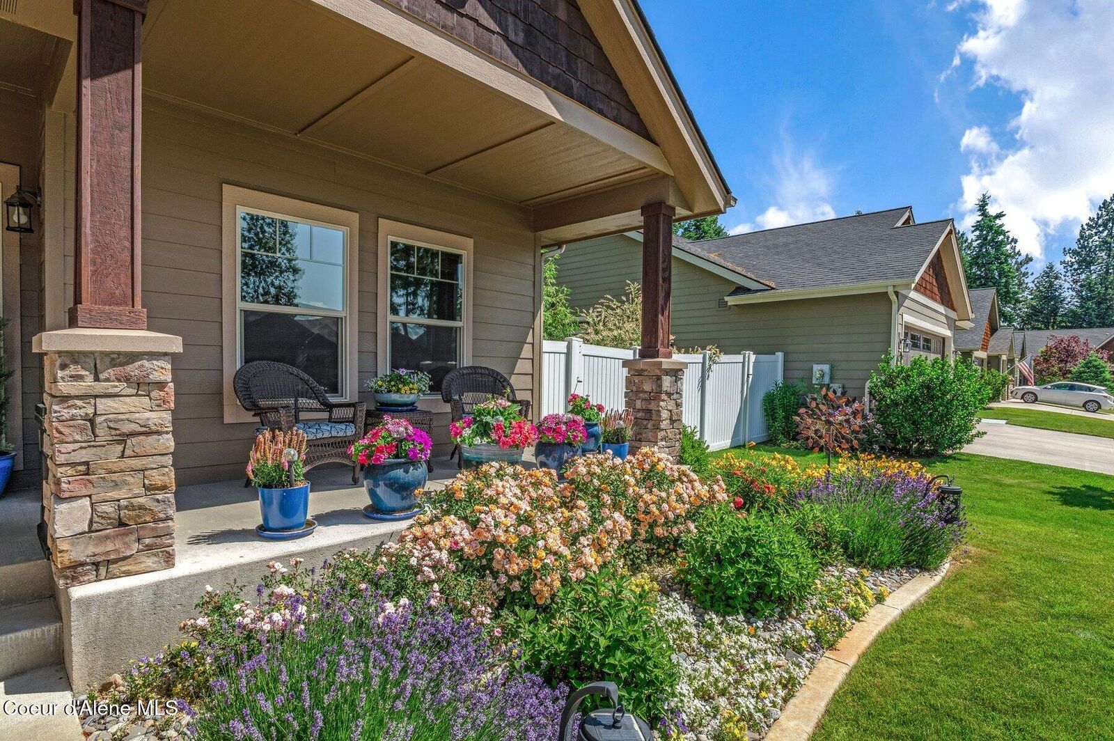 Property Photo:  1431 W Ashmont Way  ID 83815 