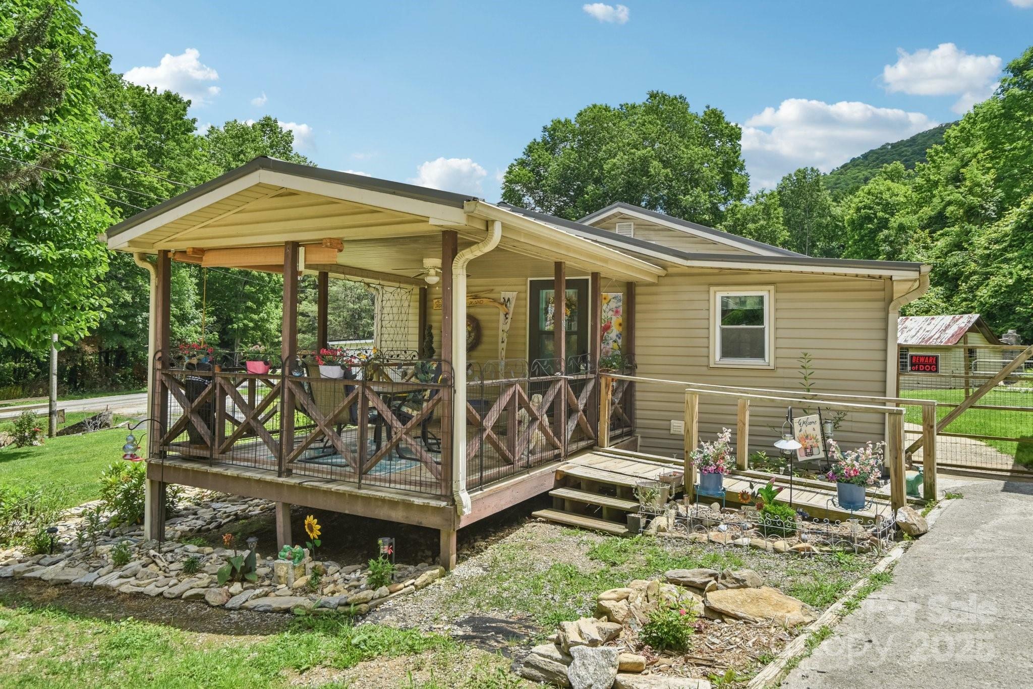 Property Photo:  19 Lockman Road  NC 28751 