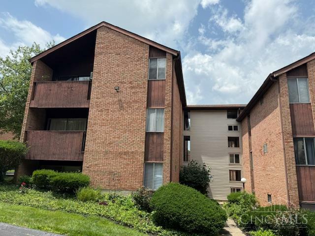 Property Photo: 4900 Chalet Drive OH 45217