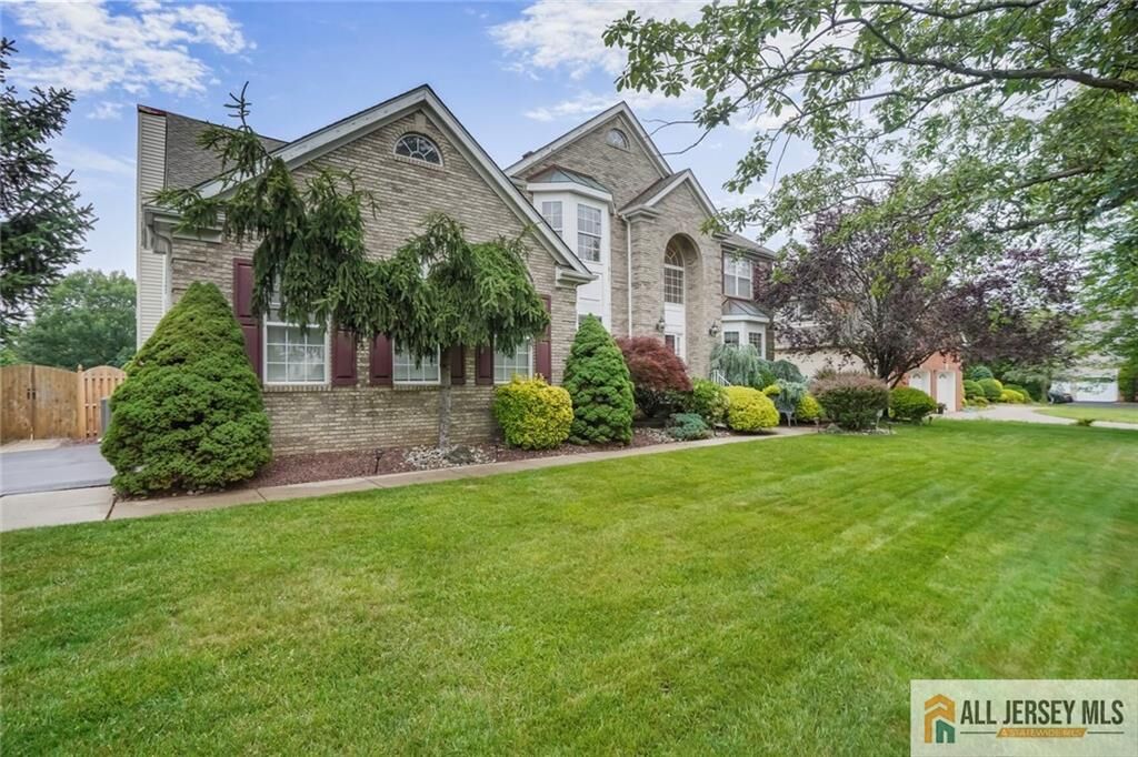 Property Photo:  9 Lavender Way  NJ 08816 