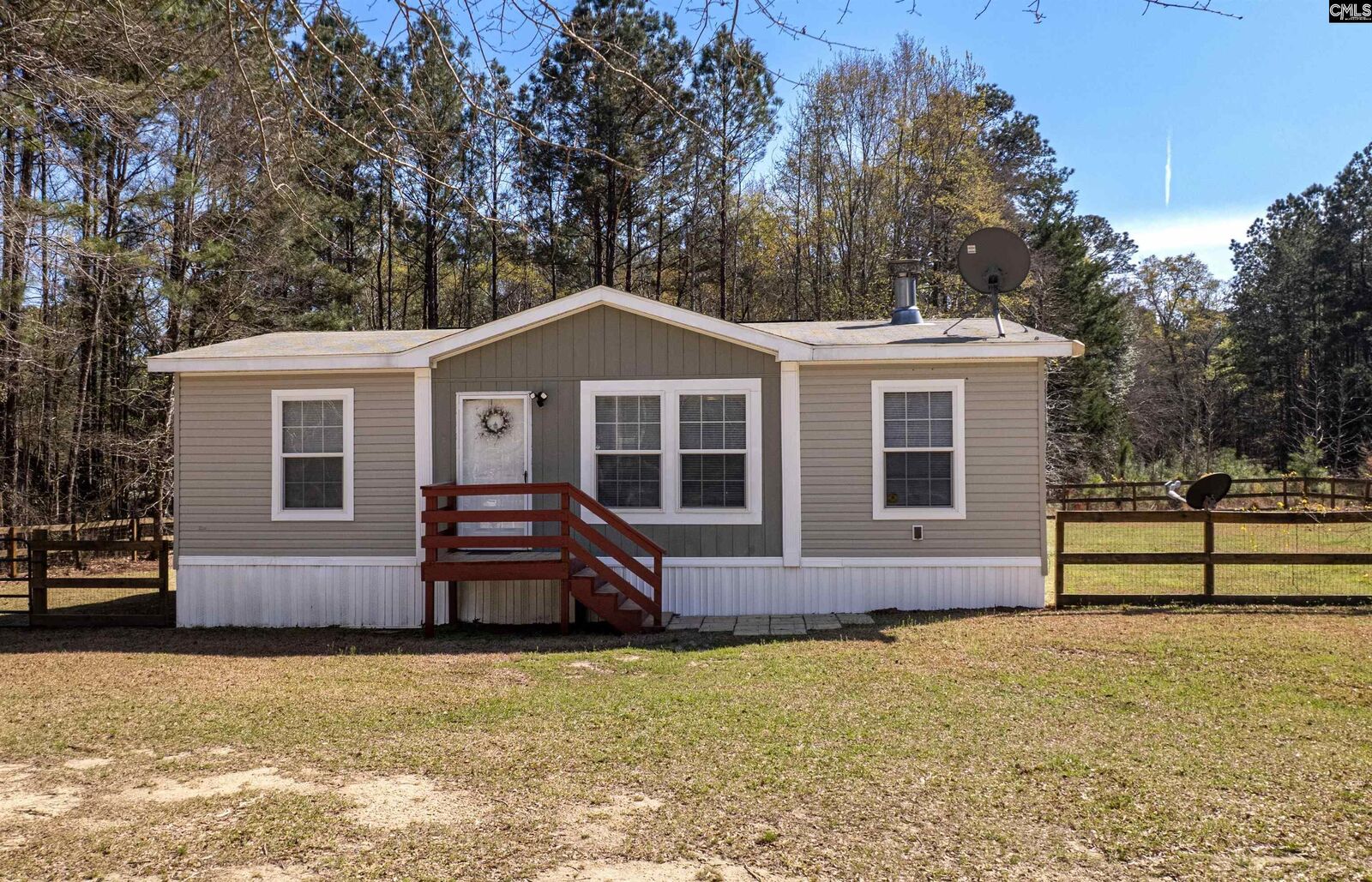 Property Photo: 499 Wateree Estates SC 29180-7580