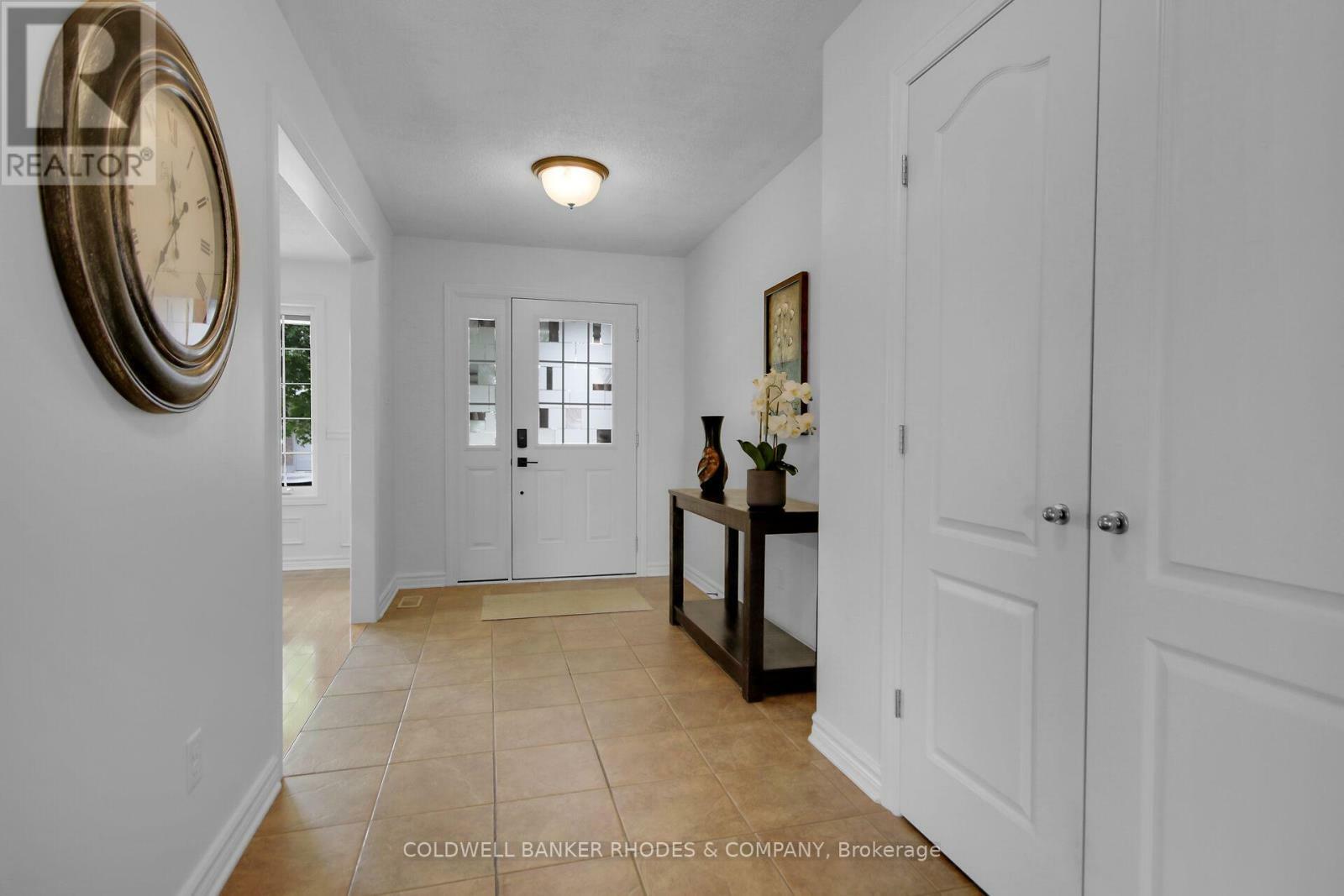 Property Photo: 32 Johanna Street ON K0A 1A0