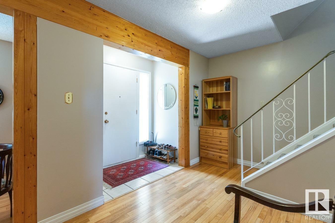 Property Photo: 9 Market Street AB T8A 0T5