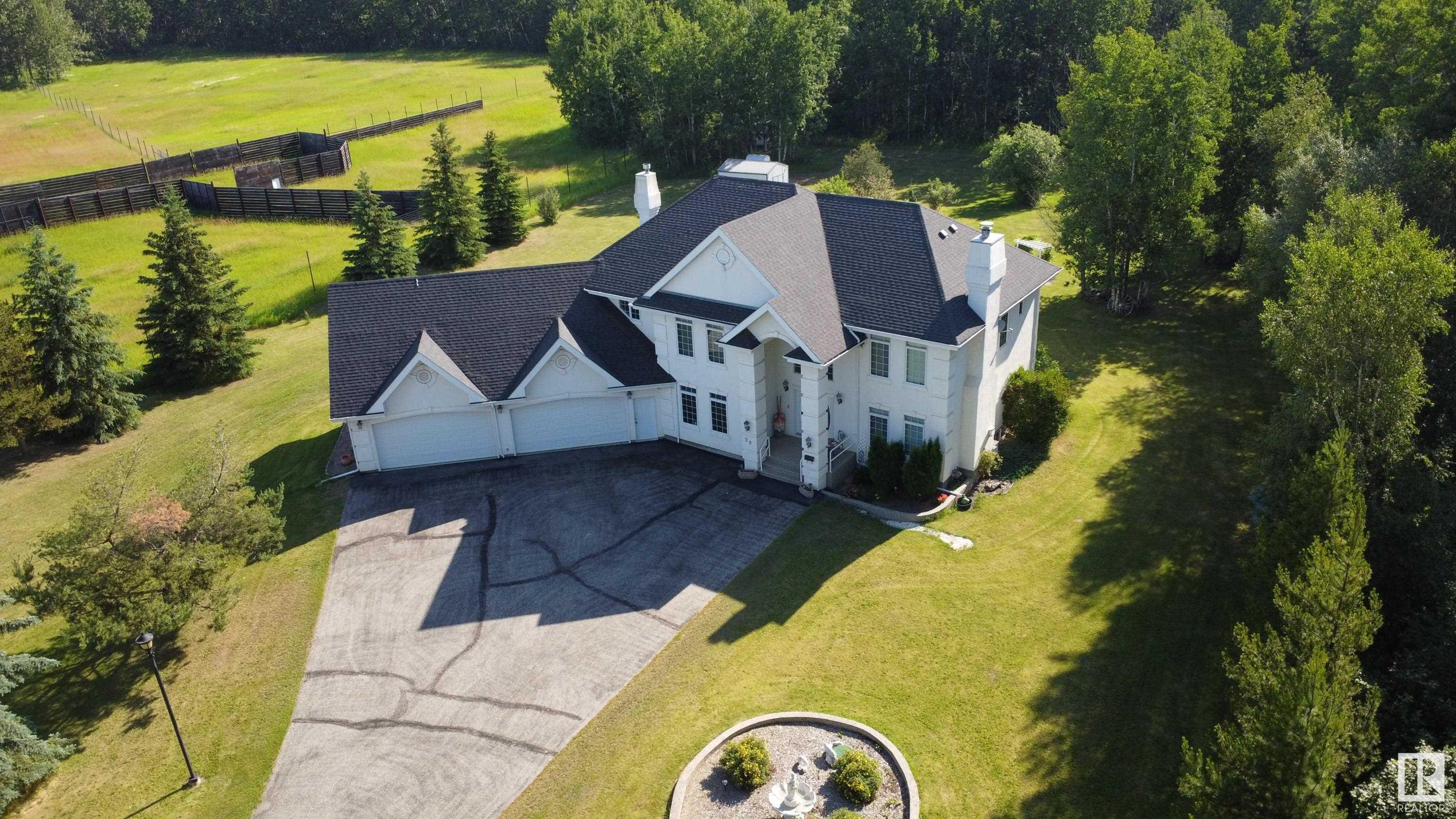 Property Photo: 26020 Twp Rd 511 A AB T7Y 1B2