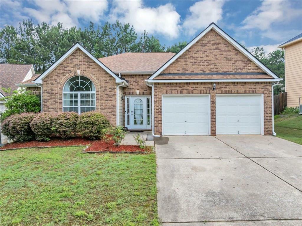 Property Photo: 152 Cabana Court GA 30132