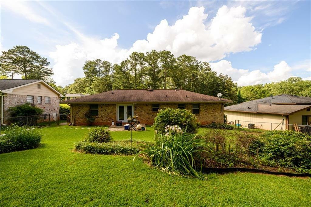 Property Photo: 1472 High Meadow Drive GA 30083
