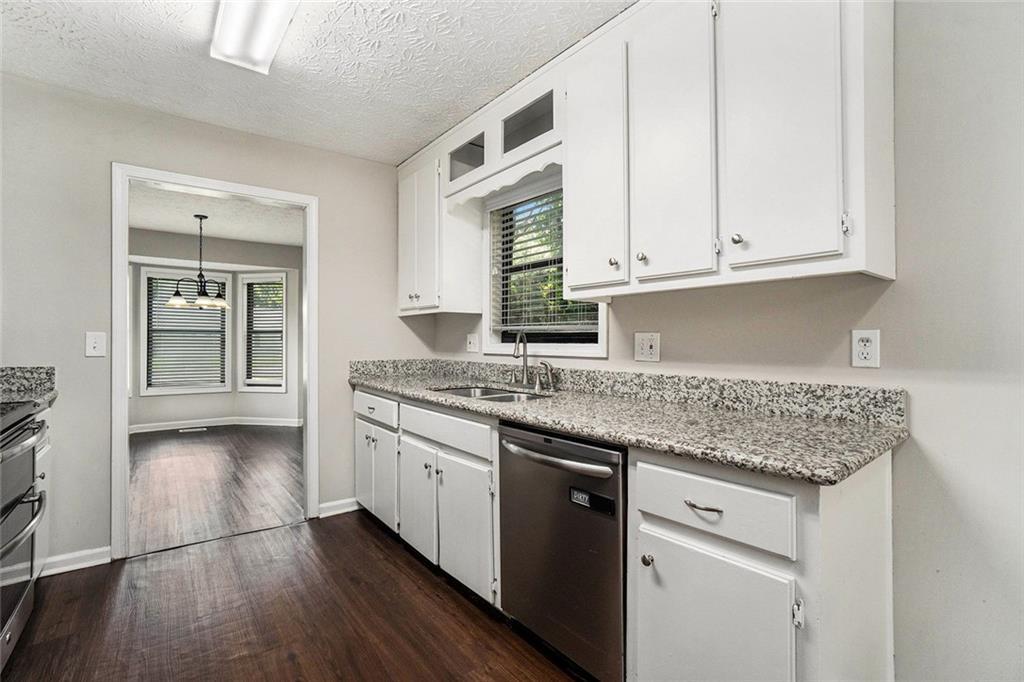 Property Photo:  647 Sunshine Trace NW  GA 30102 