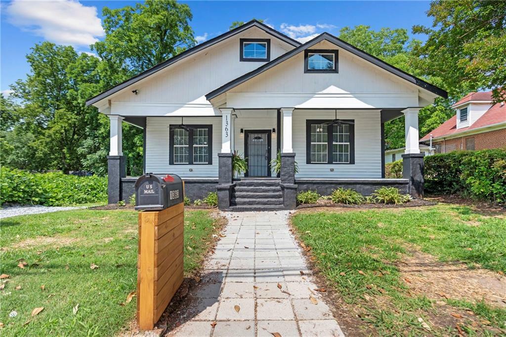 Property Photo: 1363 Jonesboro Road SE GA 30315