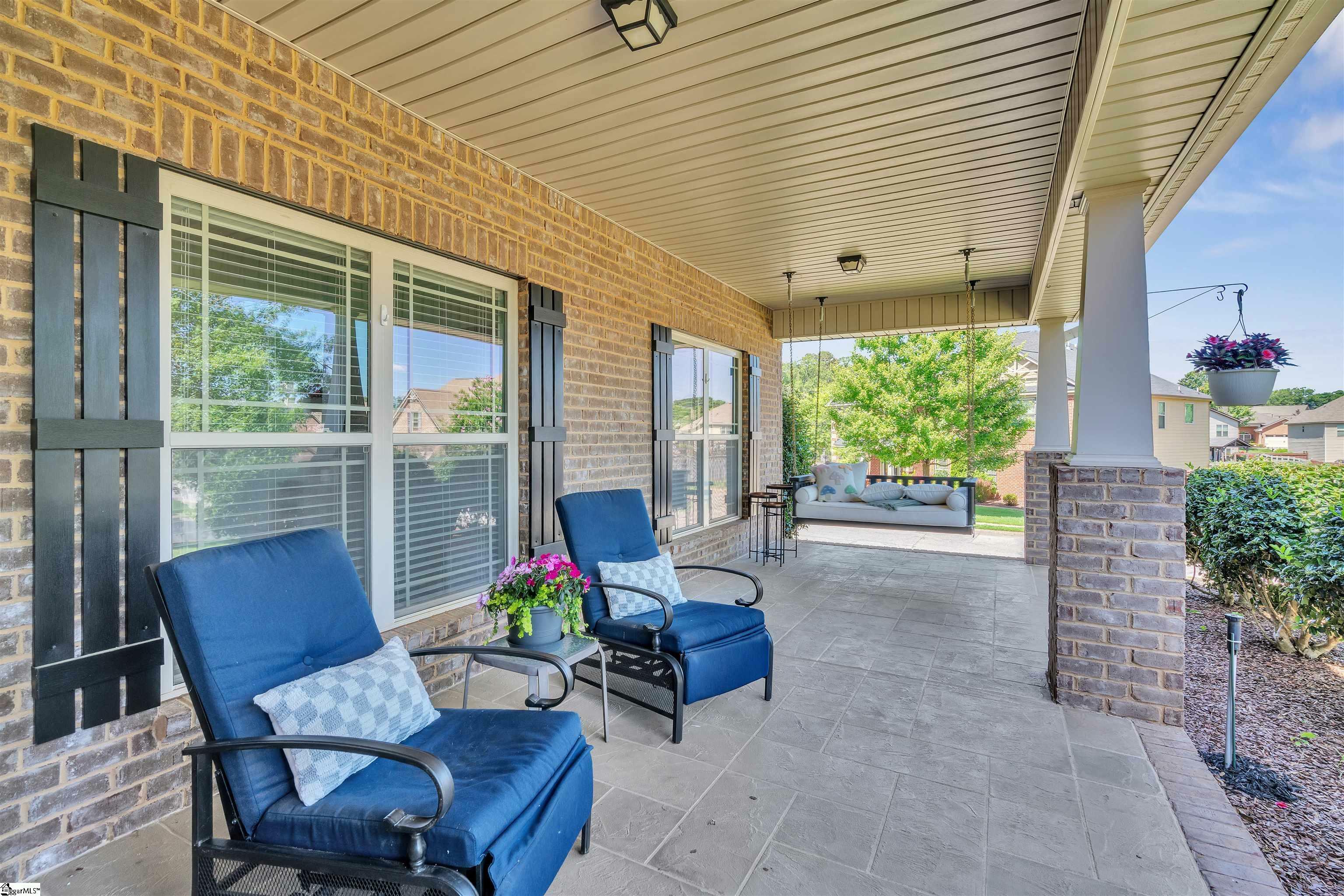 Property Photo: 402 Birchbark Lane SC 29365