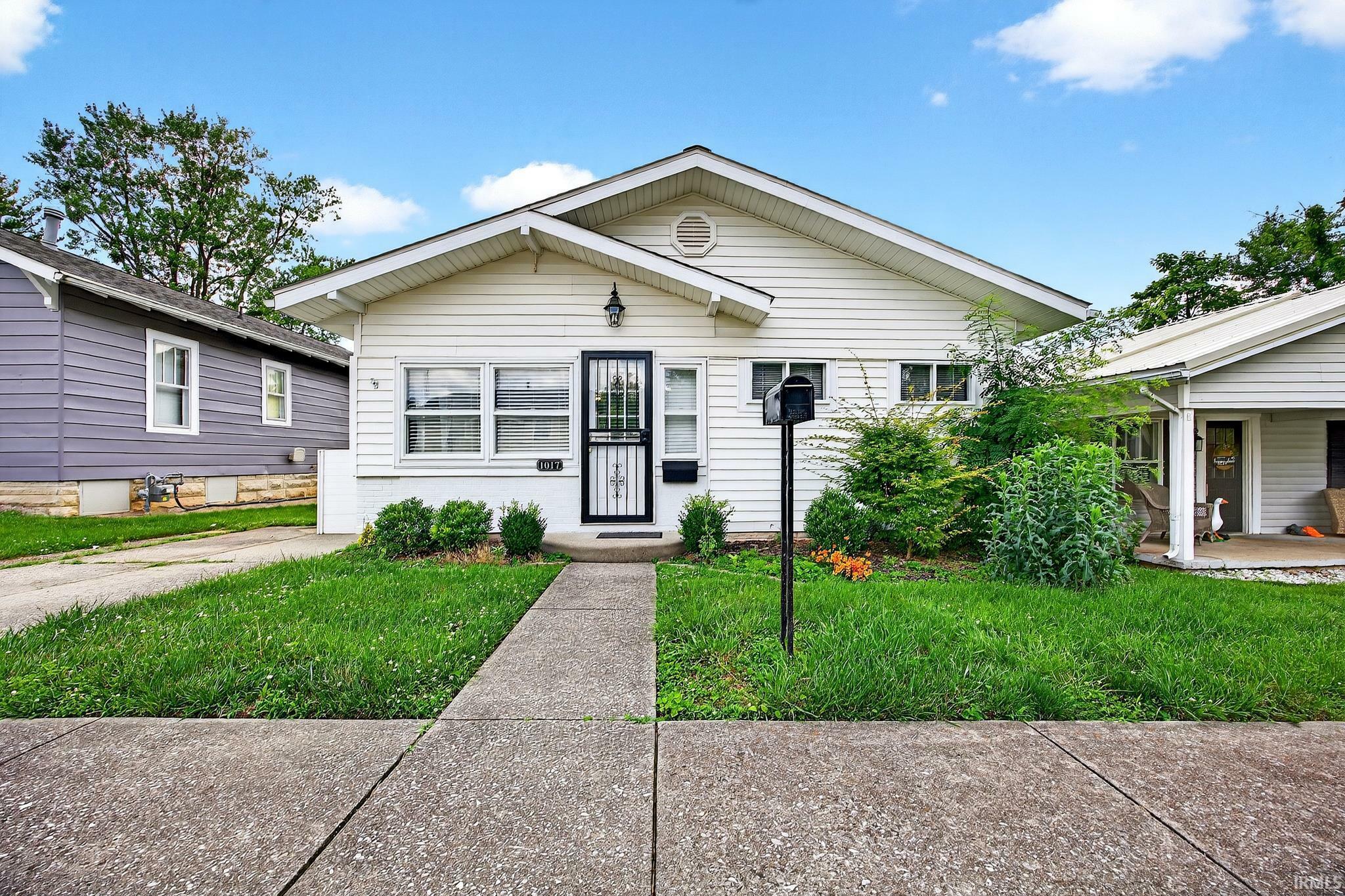 Property Photo: 1017 Q Street IN 47421-2821
