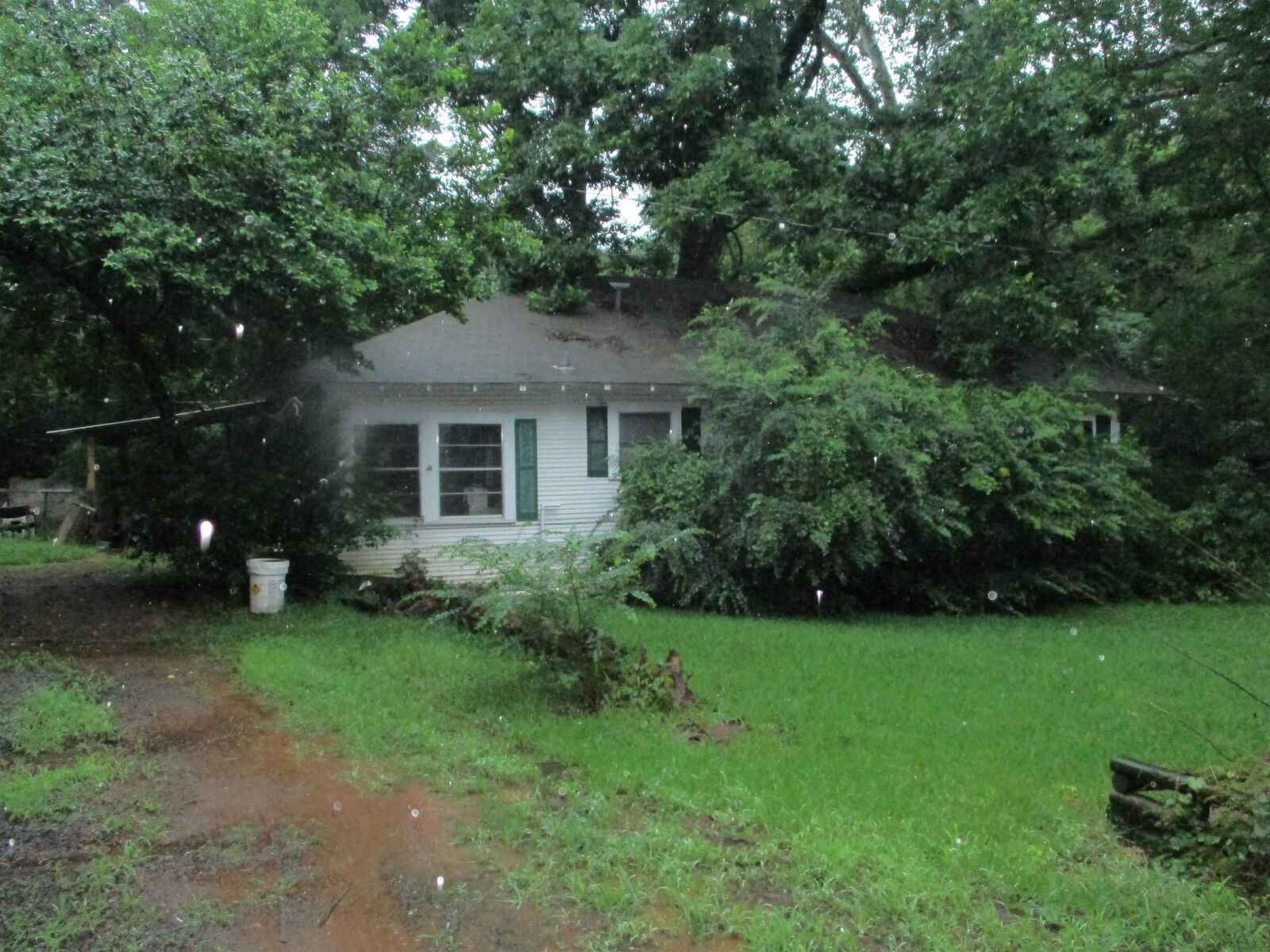 Property Photo: 125 Wood St TX 75785