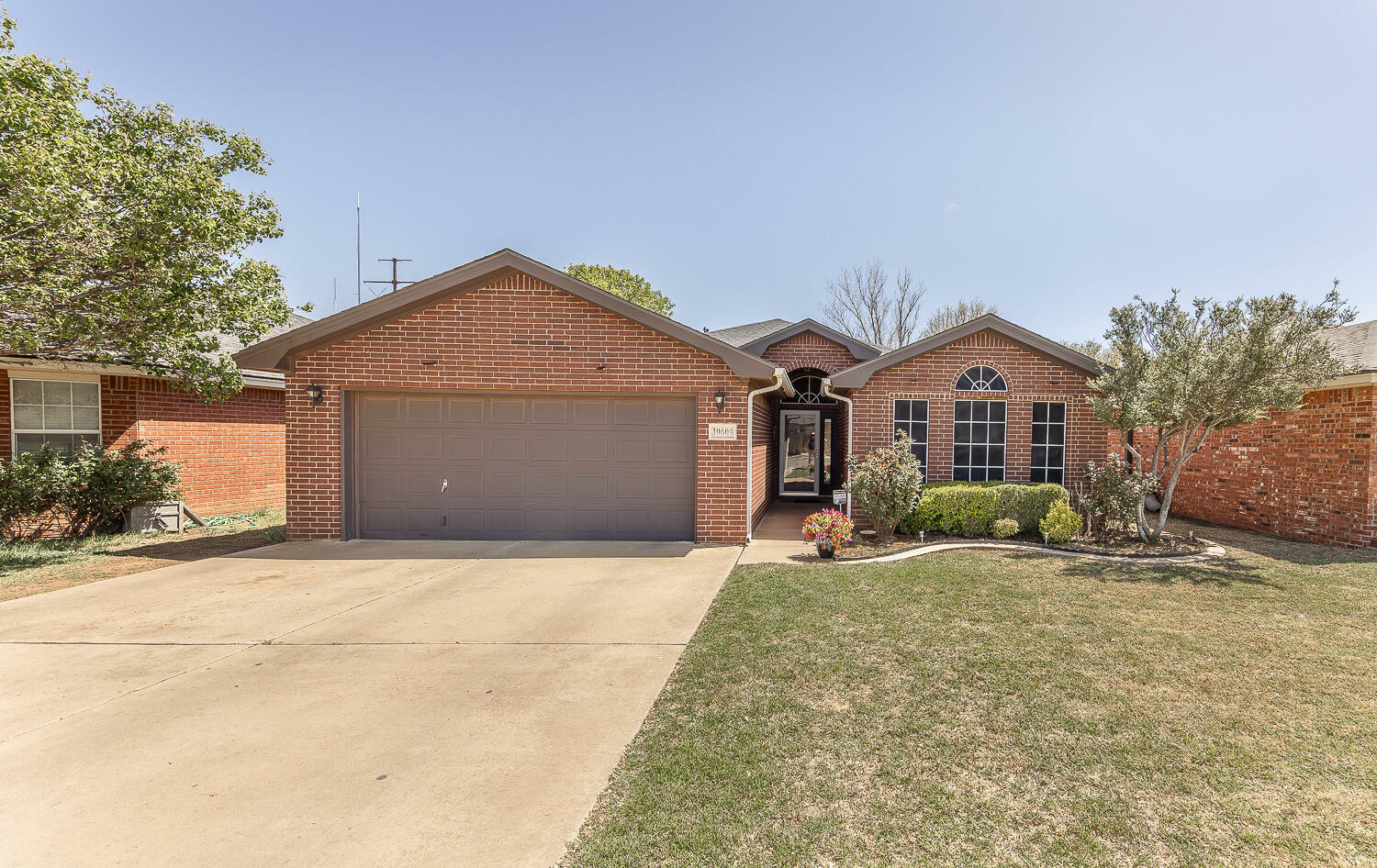 10609 Elkridge Avenue  Lubbock TX 79423 photo