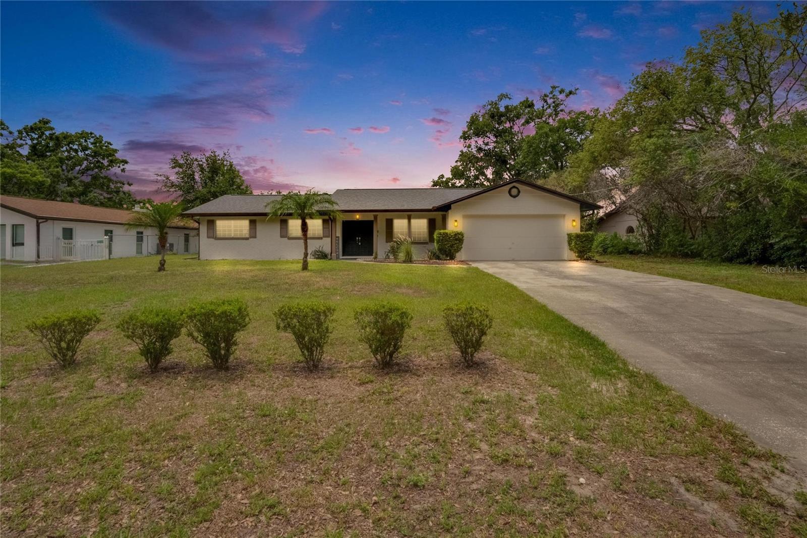 Property Photo:  16112 N 15th Street  FL 33549 