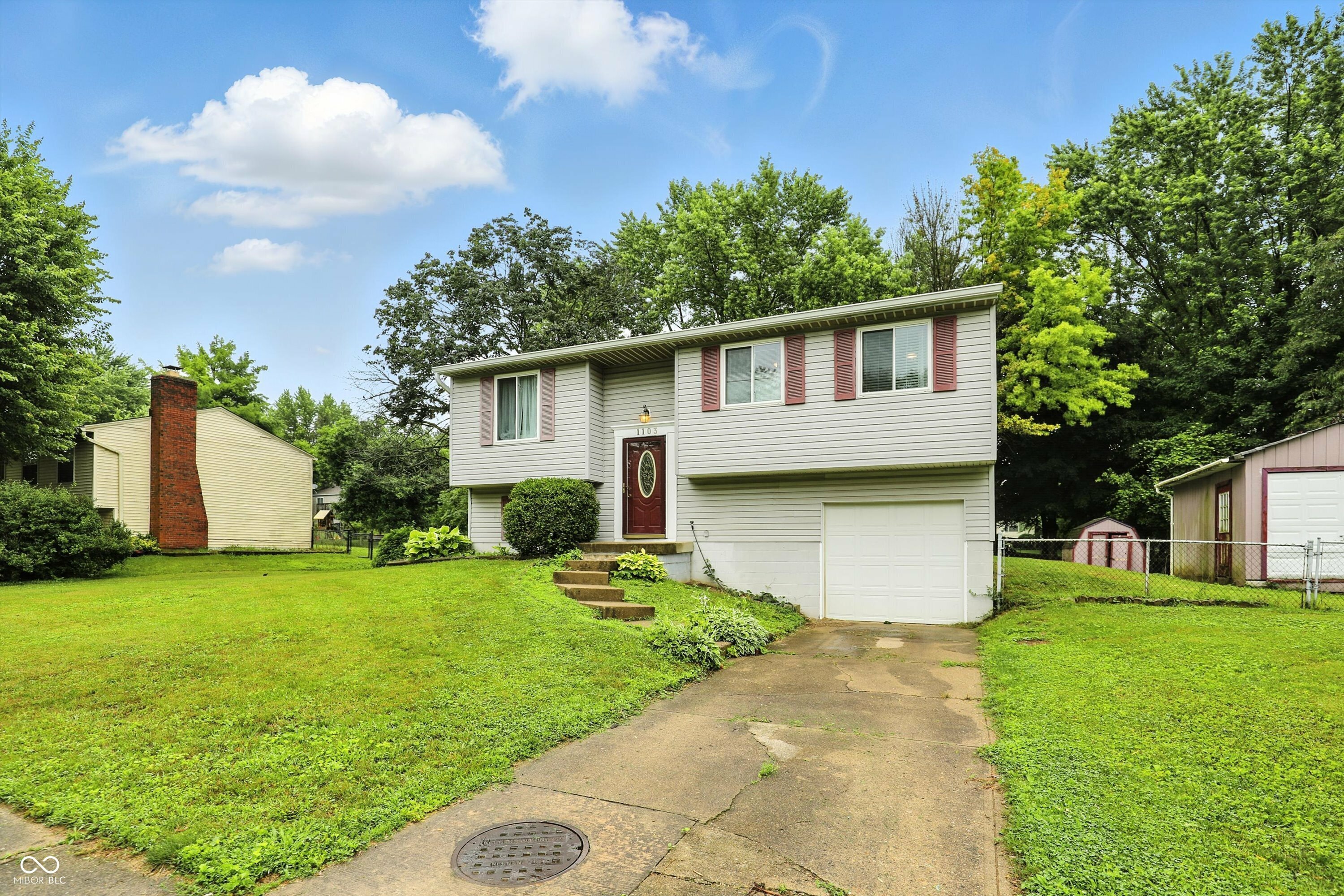 Property Photo:  1103 Rosengarten Drive  IN 46142 