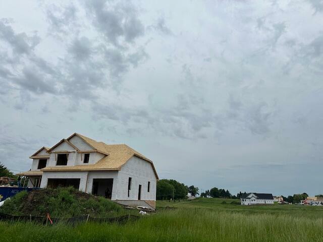 Property Photo:  N58w25990 Autumn Way  WI 53089 